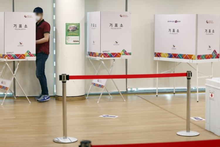 การลงคะแนนเสียงในร้านแว่นตา: หน่วยเลือกตั้งที่ผิดปกติของเกาหลี