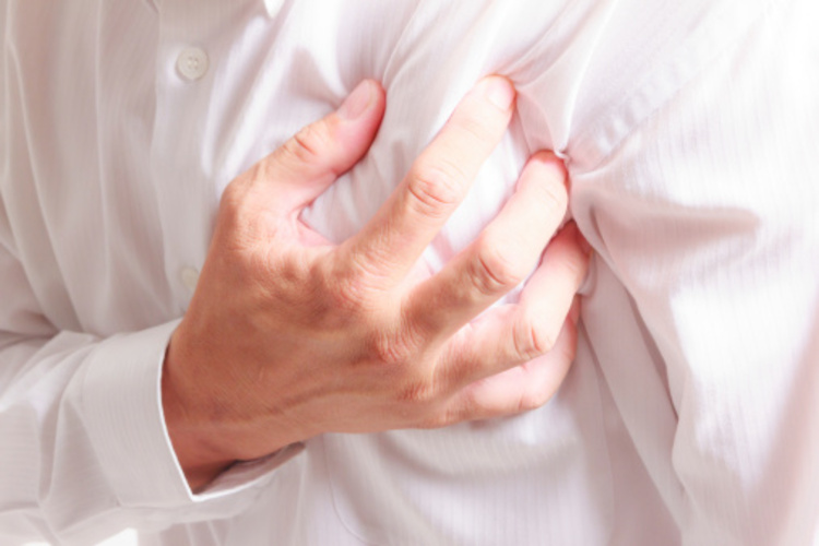 สัญญาณของโรคหัวใจอาจบอบบางกว่าในผู้หญิงมากกว่าผู้ชาย